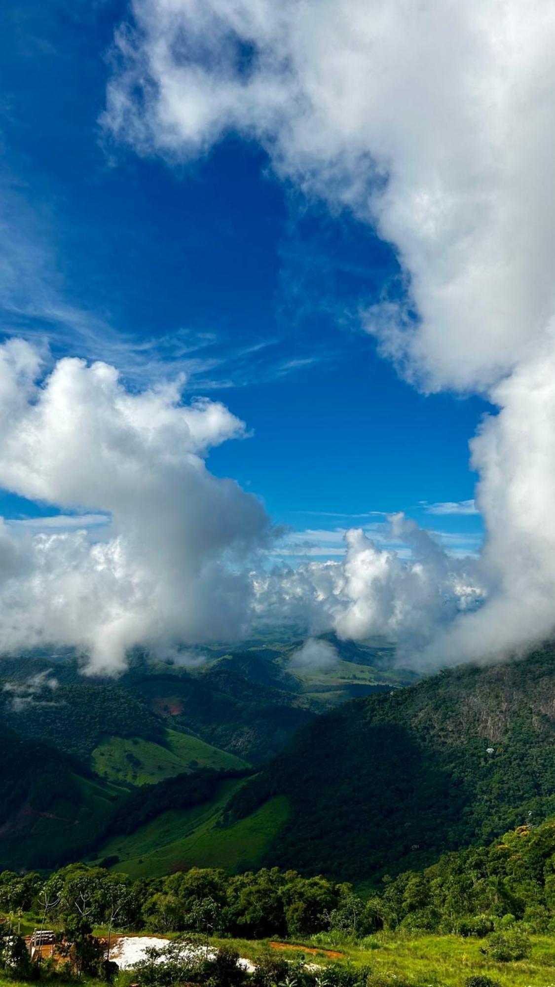 Chapeu Das Montanhas Castelo Exterior foto